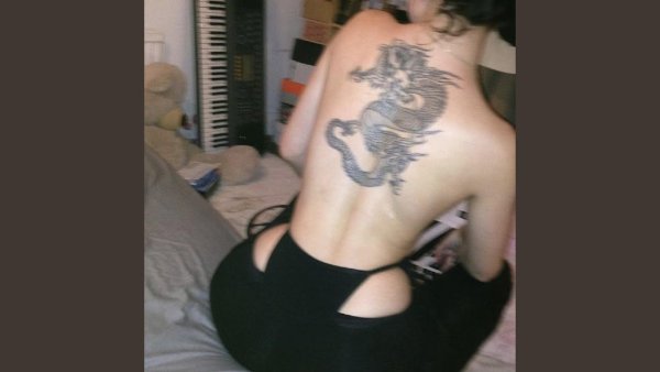 Скалли Милано