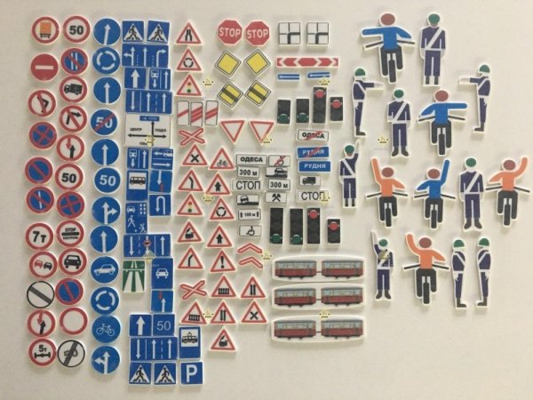 Комплект тематических магнитов "дорожные знаки"