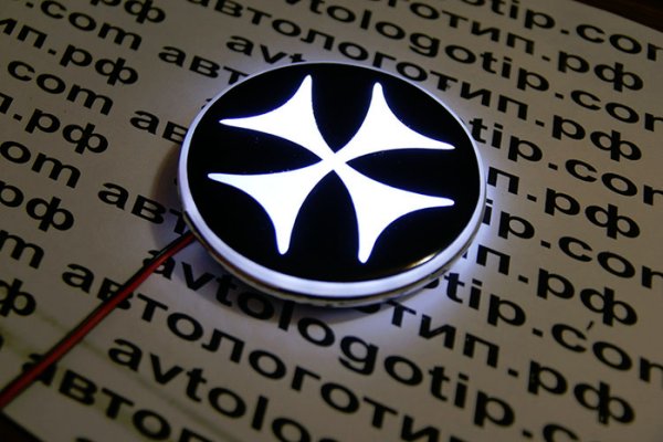 Грузинский крест на машине