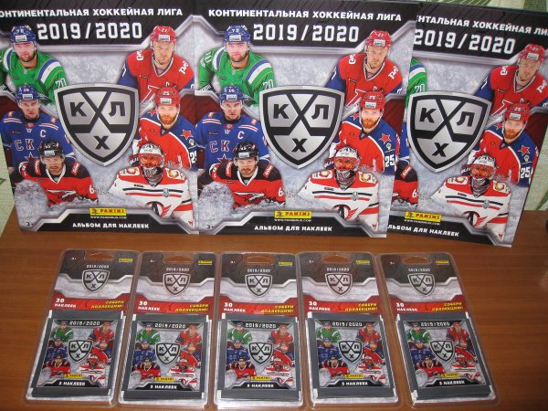 Блок наклеек Panini КХЛ 21