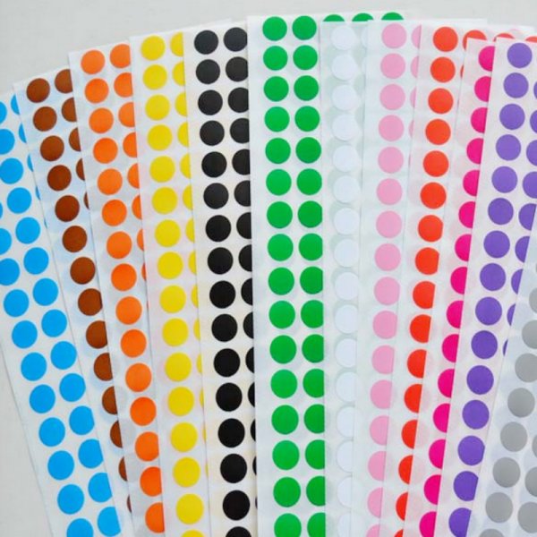 Маленькие круглые наклейки