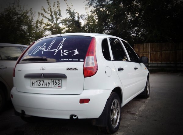 Наклейки на Лада Калина 1 хэтчбек