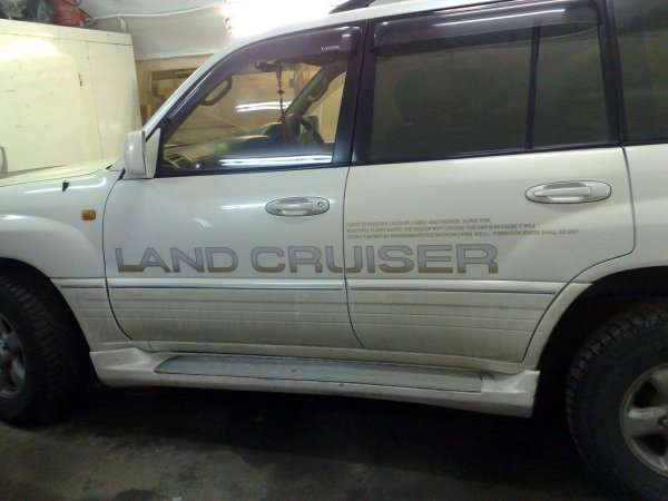 Toyota Land Cruiser 80 наклейки