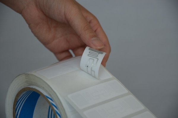 Чип RFID etiketki