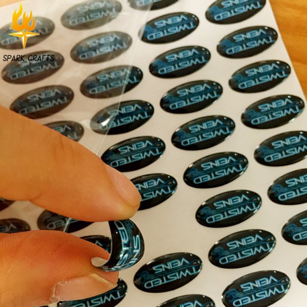 Объемные наклейки со смолой