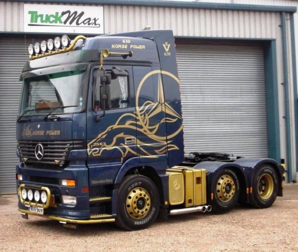 Mercedes Actros AMG