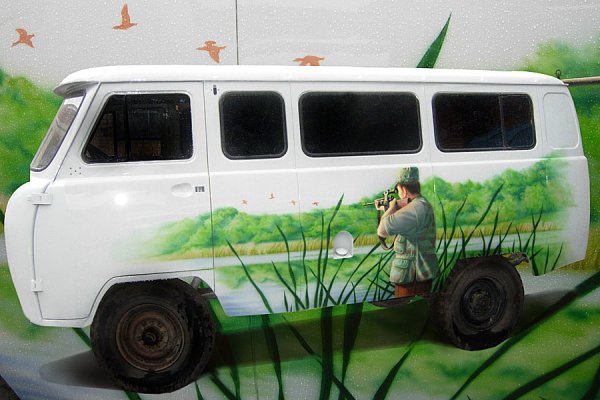 УАЗ Хантер надпись сзади