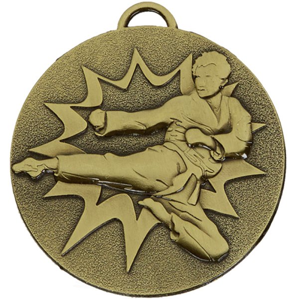 Каратисты с медалями