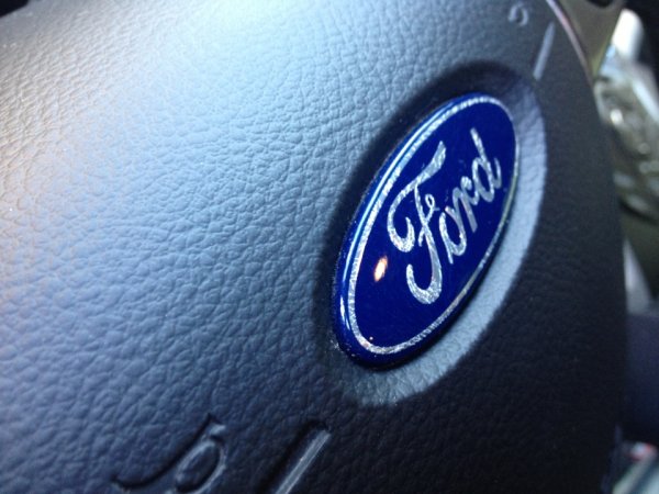 Эмблема Форд на руль Форд фокус 2