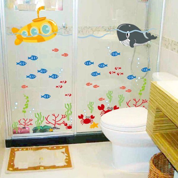 Наклейка девушка в ванной