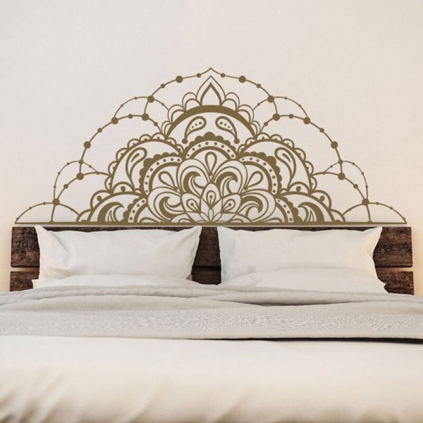 Узор на спинку кровати