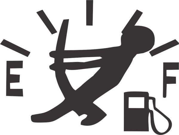 Наклейка на бензобак автомобиля со стрелкой