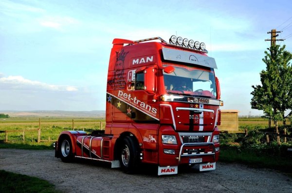 Логотип ман