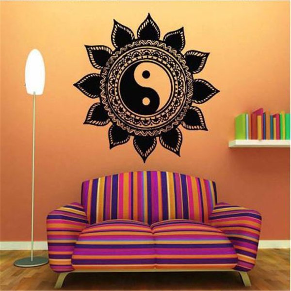 Мандалы в комнате