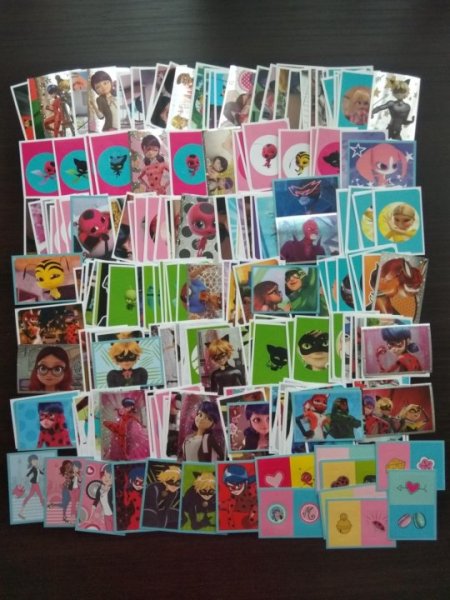 Панини леди баг 3