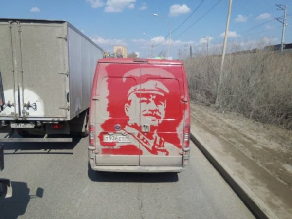 Прикольные наклейки на Грузовики