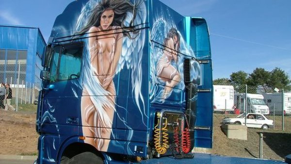 Аэрография на кабине грузовика