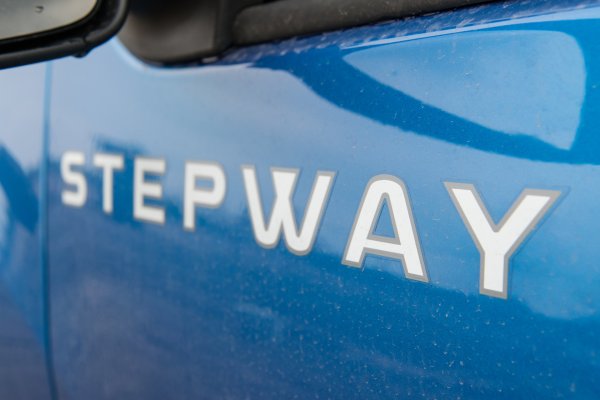 Наклейка двери "Renault Stepway"