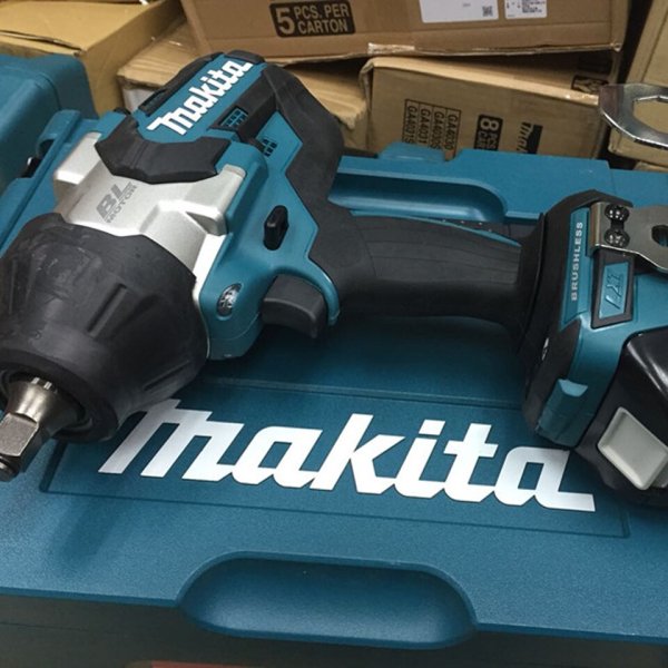 Гайковерт Makita dtw285z