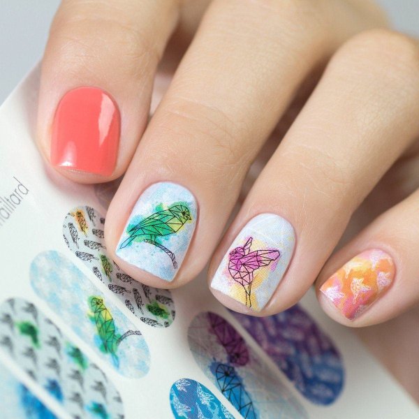 Маникюр со слайдерами на короткие ногти