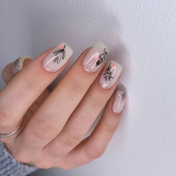 Ногти 2022 новинка Весна бежевые