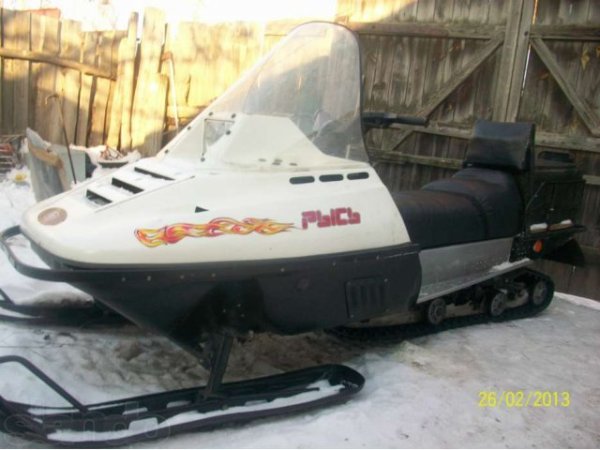 Наклейки на снегоход Рысь 500