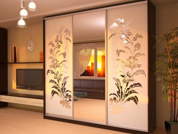 Декор шкафа купе