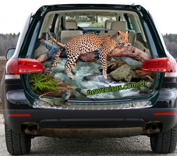 Объёмный стикер на машину