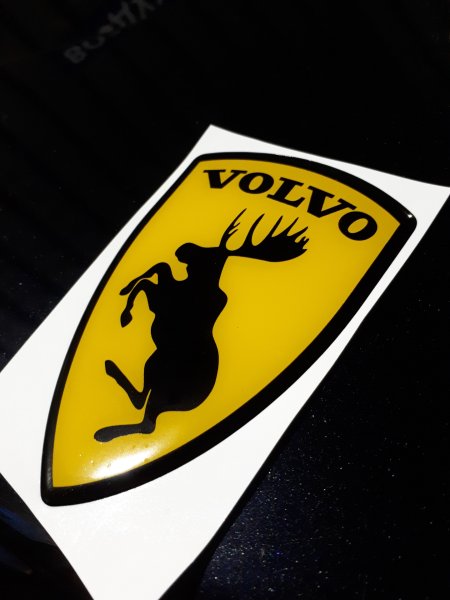 Цветные наклейки на машину