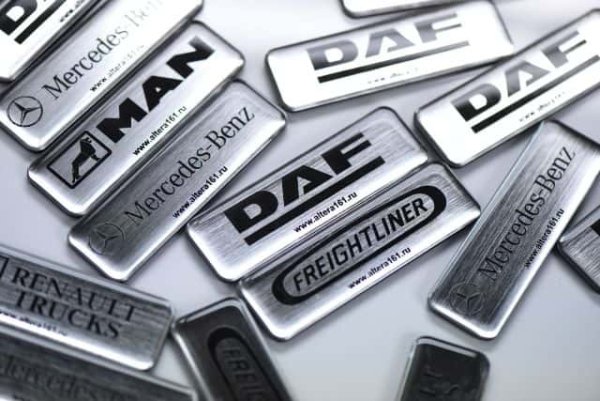 Наклейки из ПВХ