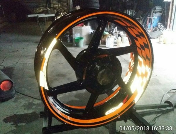 Наклейки на диски мотоцикла Honda CBR 600