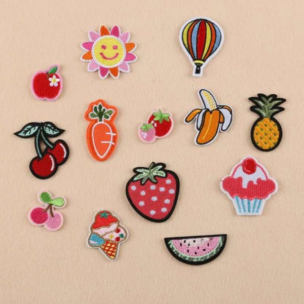 Вышивка Сакура на одежде