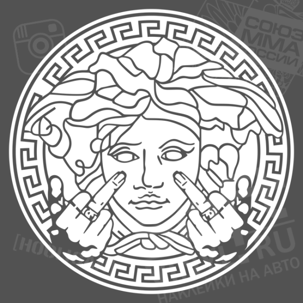 ВАЗ 2110 Версаче на капоте