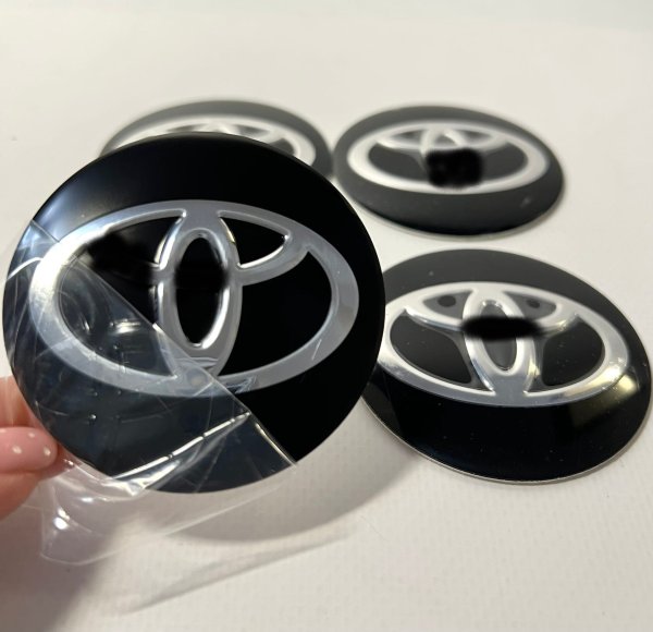 Заглушка колеса Тойота размер 62/55