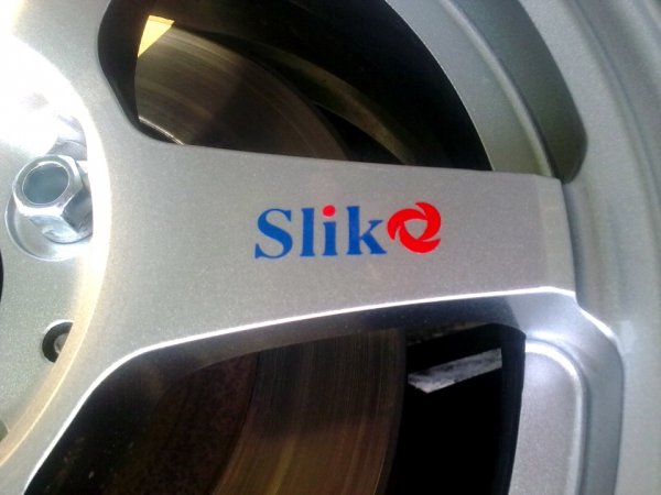 Литье слики наклейка