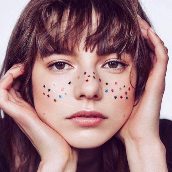 Блёстки для лица