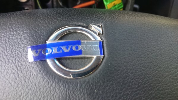 Volvo s40 значок