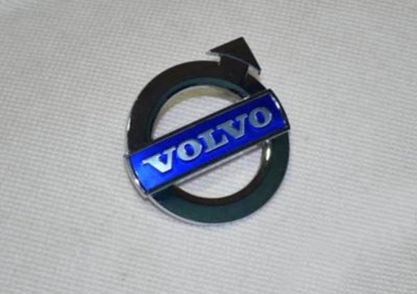 Шильдик Volvo xc60