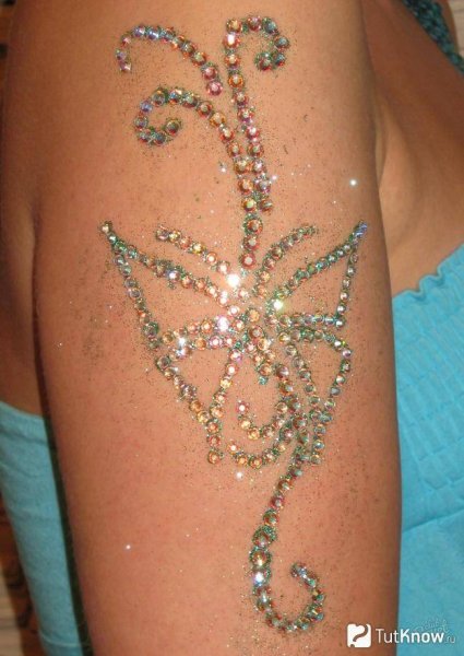 Наклейки на лицо стразы