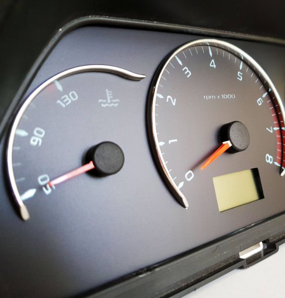 Накладка на приборную панель ВАЗ 2114