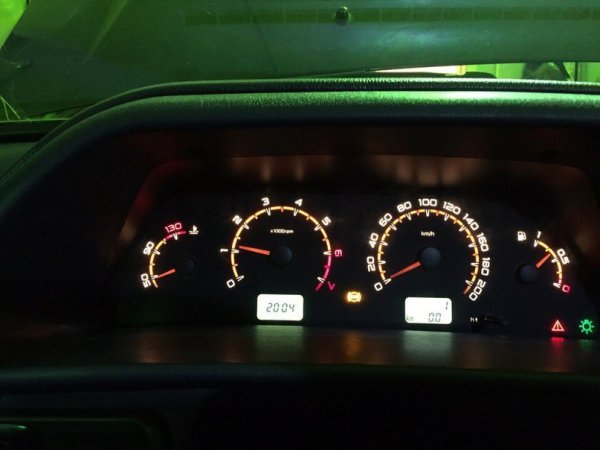 Приборная панель ВАЗ 2114 2005 года