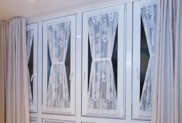 Тюль на пластиковые окна