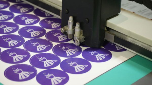 Рекламные наклейки