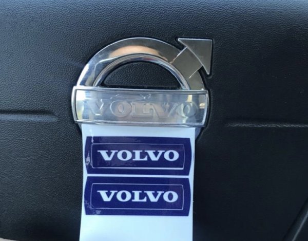 Эмблема Volvo на руль s80