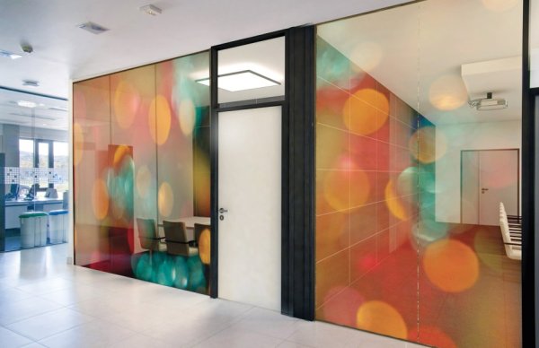 Многоразовая виниловая наклейка на окно