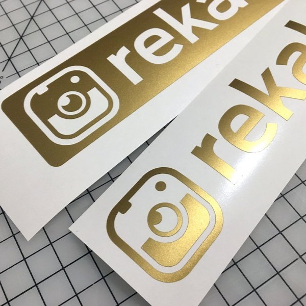 Наклейка Инстаграм на авто