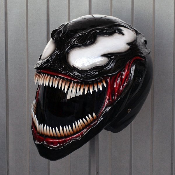 Шлем мотоциклетный Веном