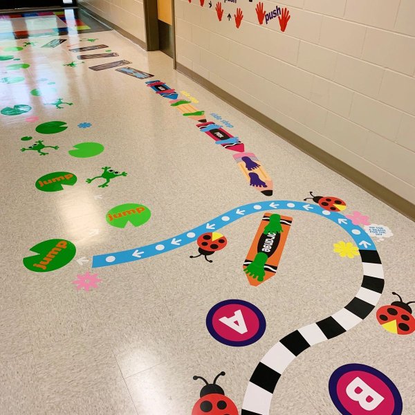 Декоративные наклейки для пола