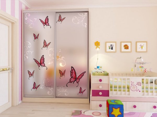 Шкаф купе в детскую