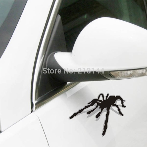 Паук наклейка на машину